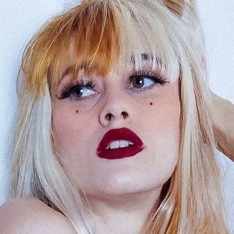 HalfAngel66 pornstar images