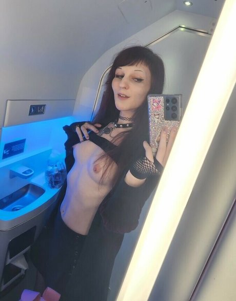 Sora Blackheart free pornstar photo