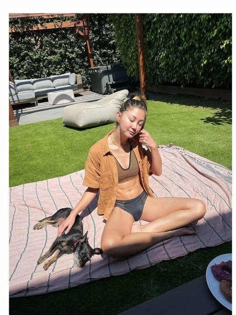 Kimiko Glenn xxx star archive