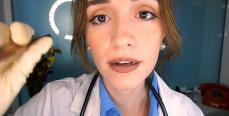 Sarah Lavender star nudes pics