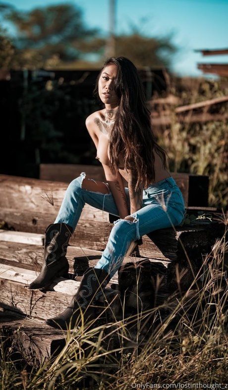 Lostinthought z naked actress archive