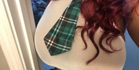 bigtatty model hot photos