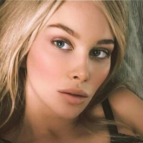 lilyermak sex model photos