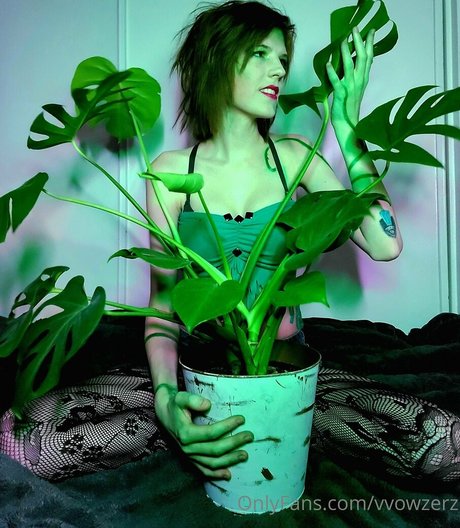 vvowzerz pornstar naked img