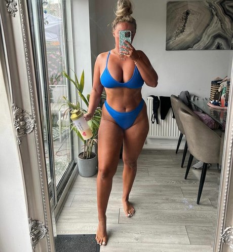 sophieaustin pornstar art image