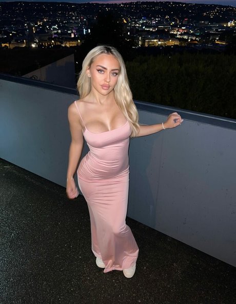 Alicia Bell best pornstar picture