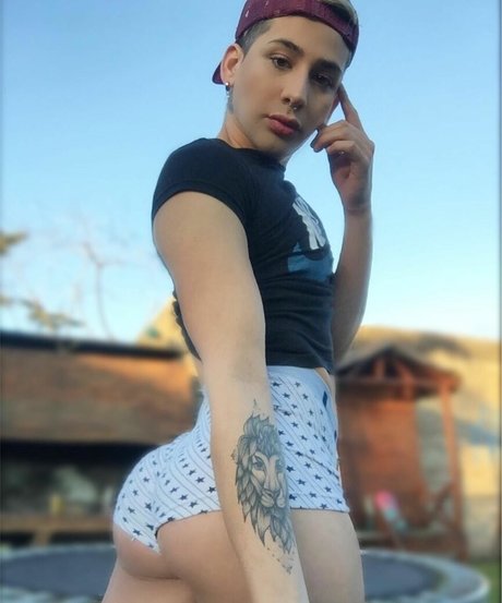 Brian Paz pretty star archive