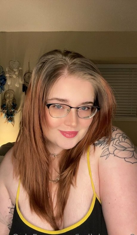 bellabaayyy2 erotic model images