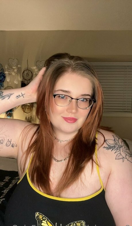 bellabaayyy2 star free photo