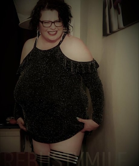 maturebustymom xxx actress photos