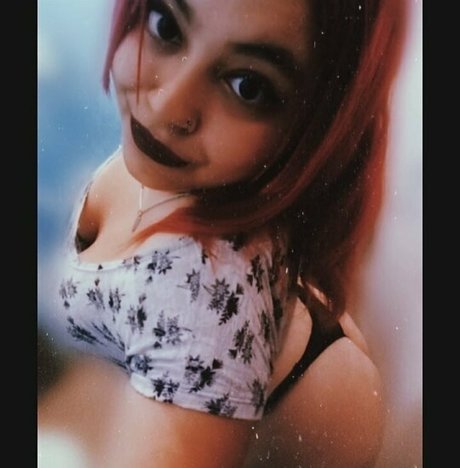 chachekush420 pornstar nude photos