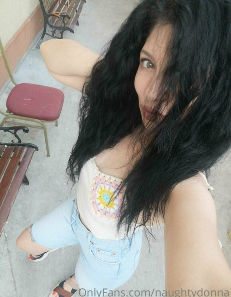 naughtydonna pretty pornstar gallery