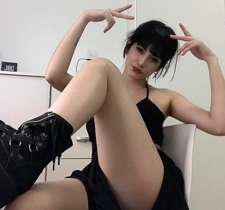 Milkyroth best pornstar img