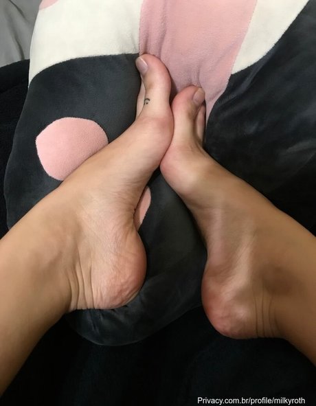 Milkyroth star adult image