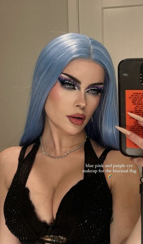 emmanorton sexy actress pic