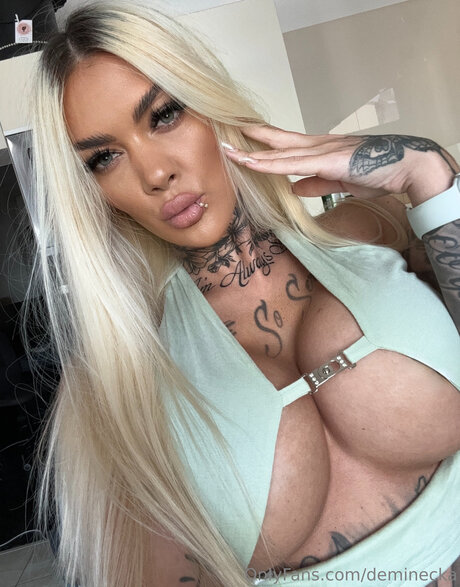 Deminecka star pretty picture