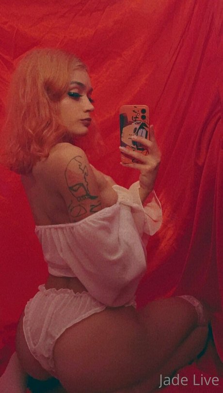Jadelive naked pornstar image