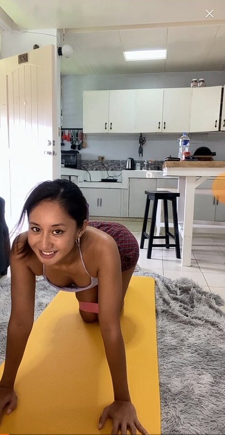 minnienato nude actress img