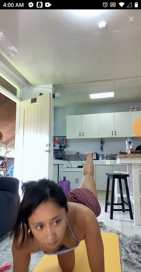 minnienato pretty model photo