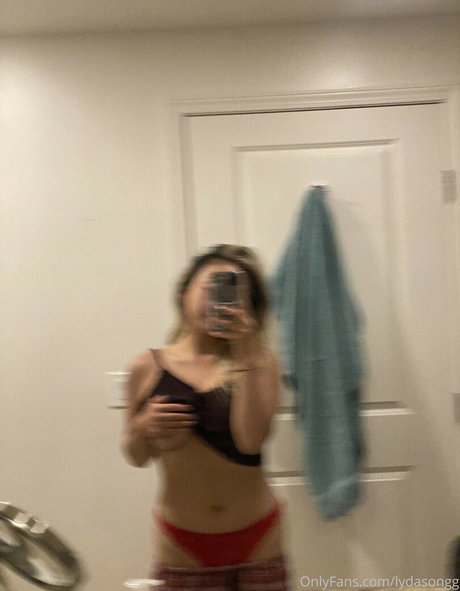 Lydaxxx perfect pornstar pic