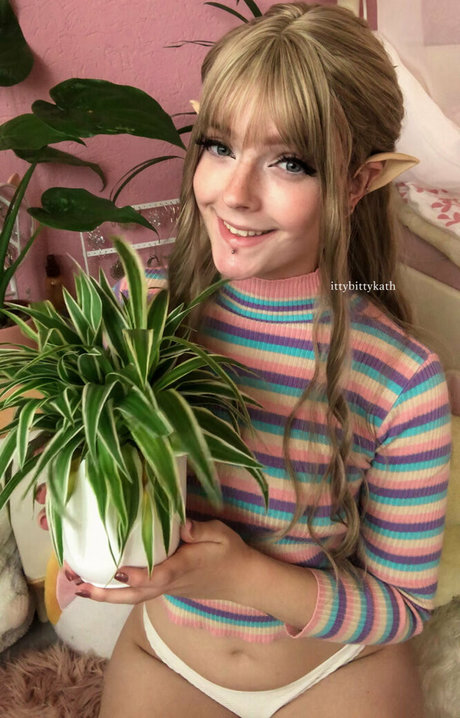 feyafernfree hot pornstar pics