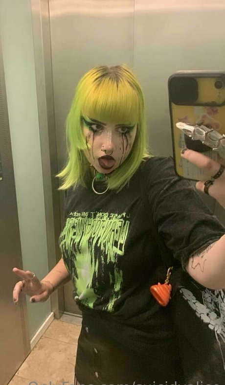 suicidyalice nude actress photos