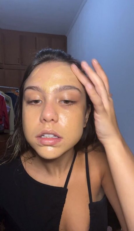 Bruna16 xxx model archive