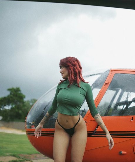 Lara Silva porn model photo