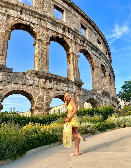 movementswithmolly pretty actress images