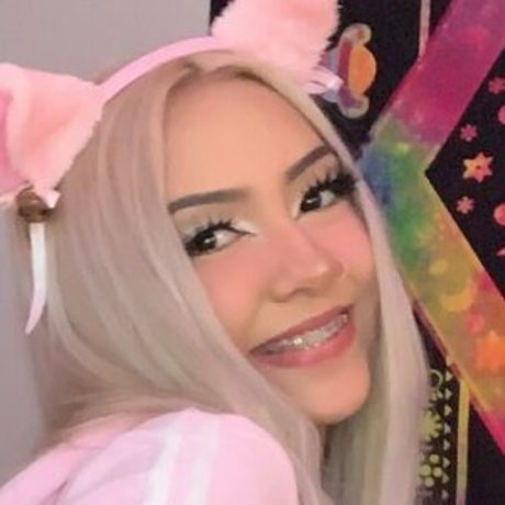 dezzywaifuu pornstar sexy galleries