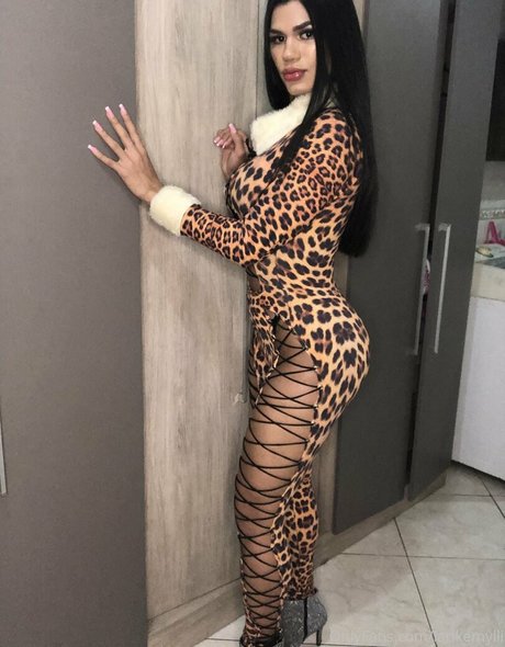 ts larissakemylli top model pic