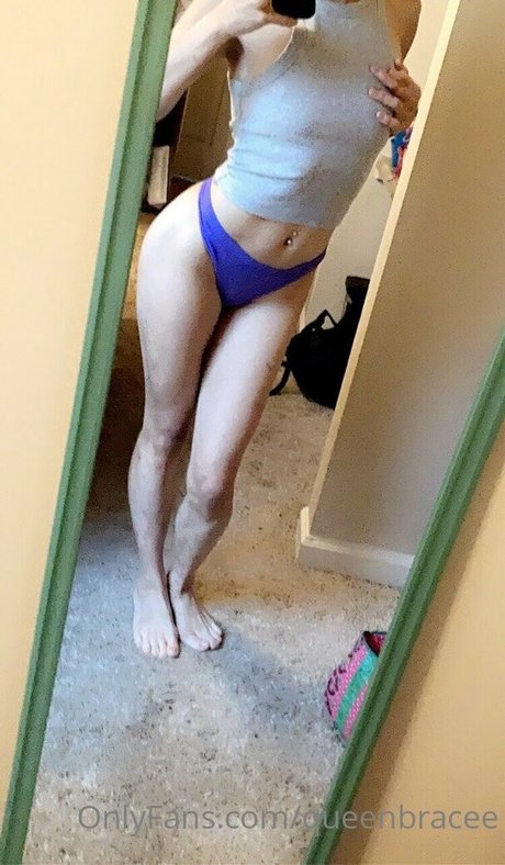 queenbracee star nude pictures