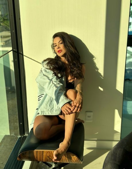 camilaoliveira hot pornstar pics