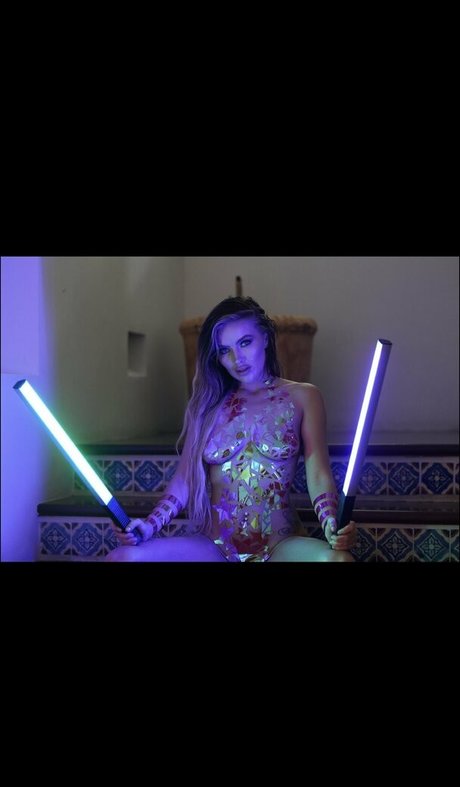 sashalove model best picture