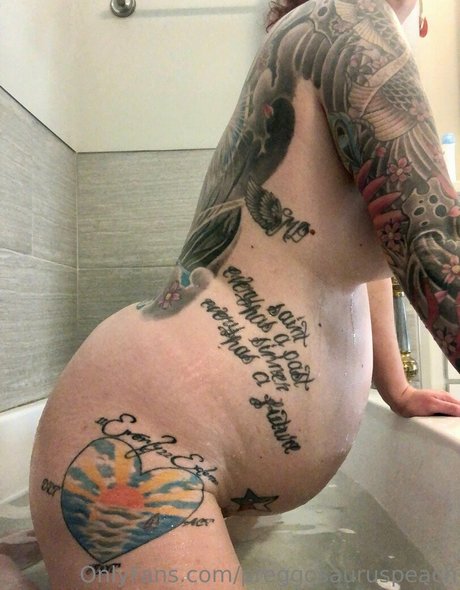 preggosauruspeach sex model images
