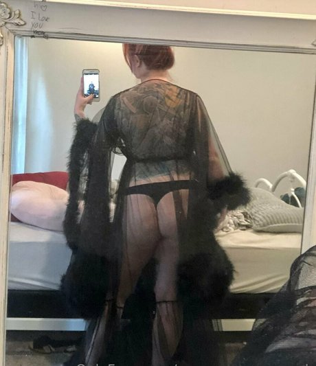 preggosauruspeach model adult pics