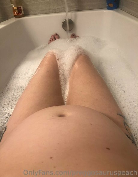 preggosauruspeach naked pornstar galleries