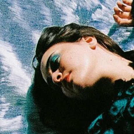 Bea Miller model exclusive photo