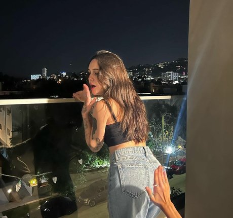 Bea Miller model art galleries