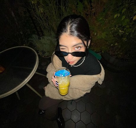 Antocarlesii adult actress photo