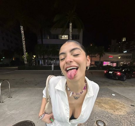 Antocarlesii exclusive model pic