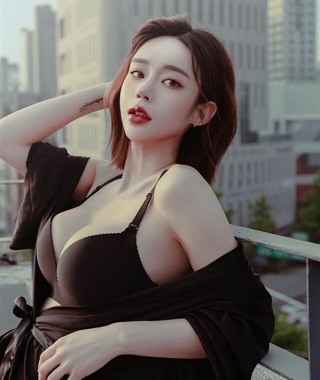 serenity__247 high quality pornstar galleries