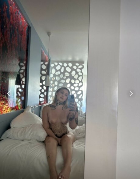 karleexrosee star hd pic