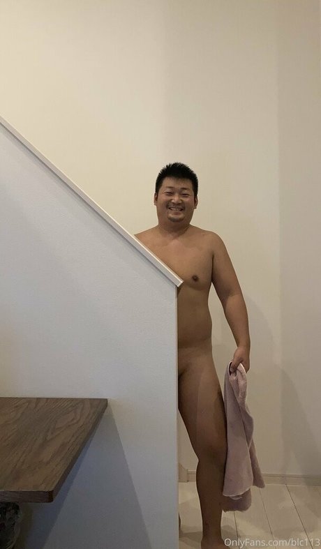 blc113 star naked pic