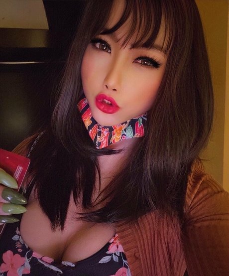 vampypat sexy actress photo