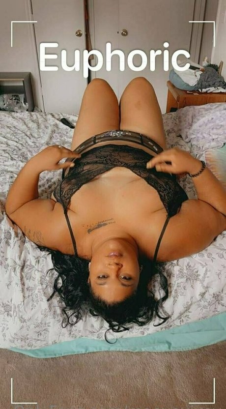 maevevixey model best picture