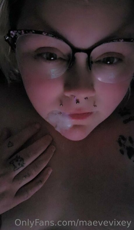 maevevixey adult actress gallery