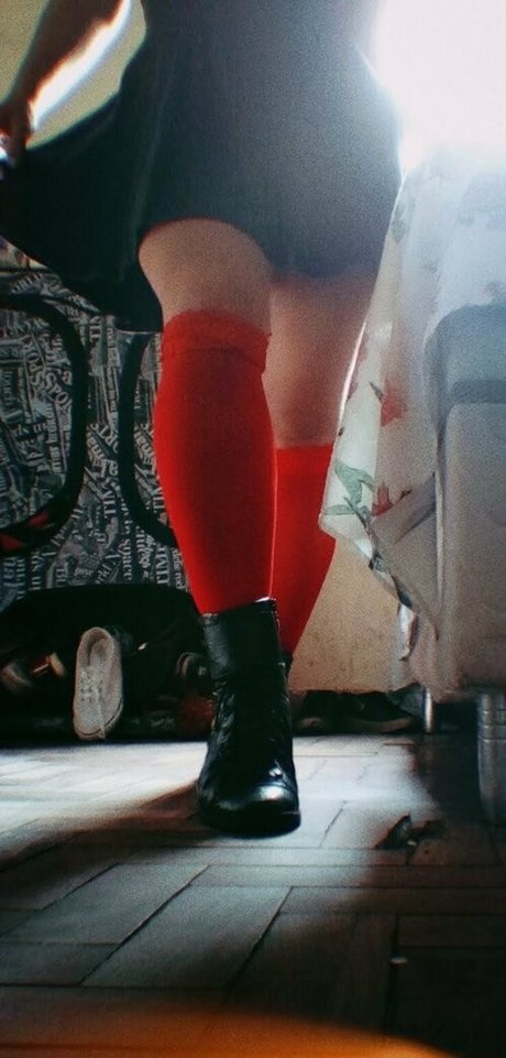 littleamorafr33 hot actress pics