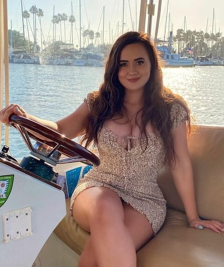 Veronica Rose xxx pornstar picture