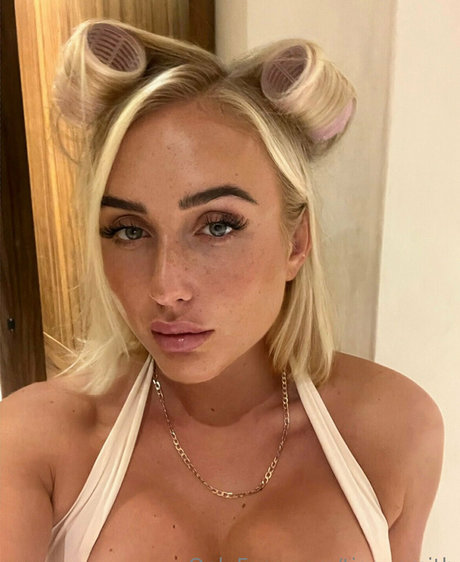 tiggysmith star high quality pics